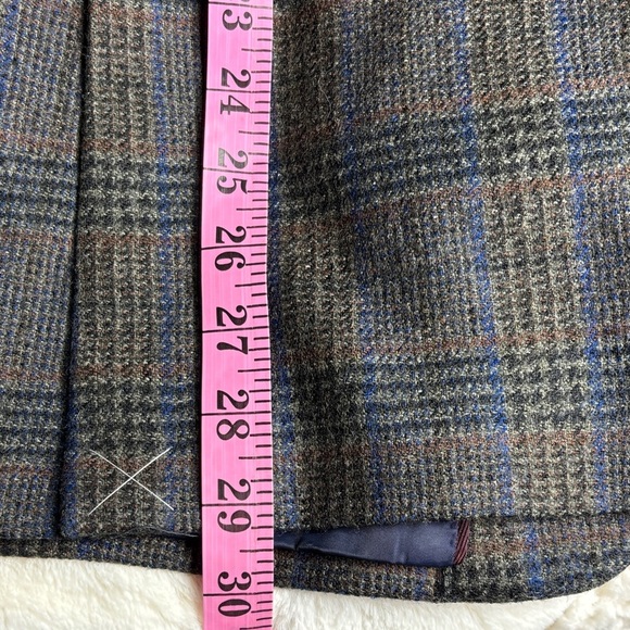 Jos. A. Bank Men's Wool Plaid Blazer - - Picture 9 of 9